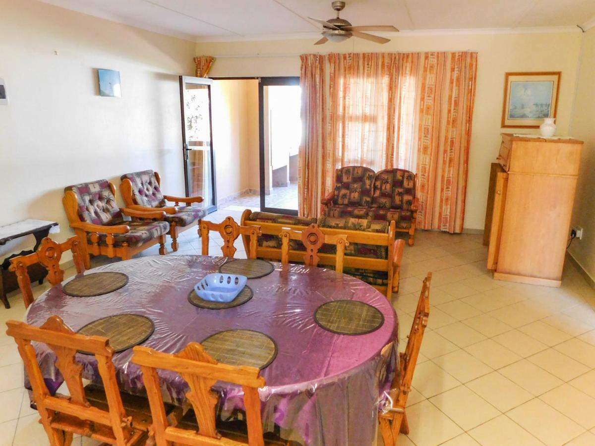 Mama Mia Cottages Oslo Beach Port Shepstone Exterior foto