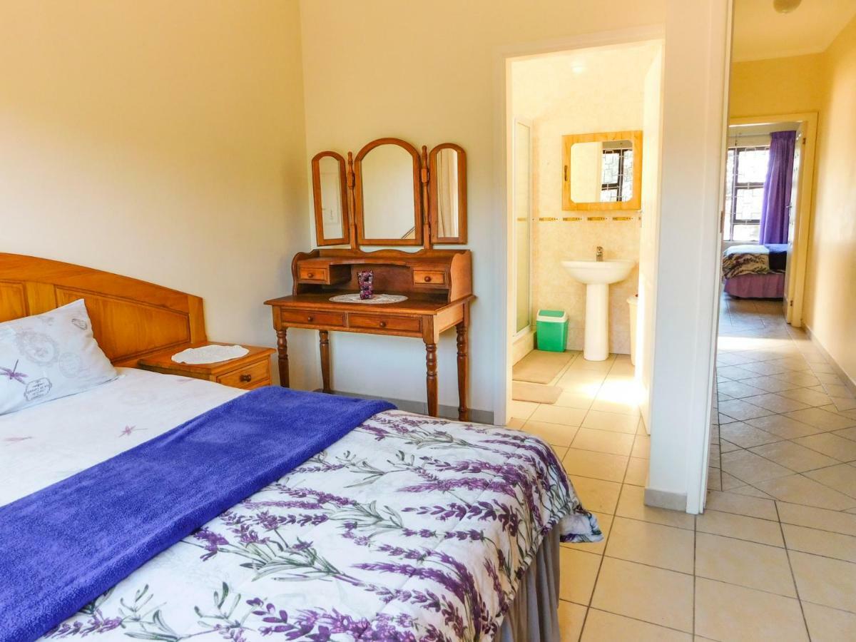 Mama Mia Cottages Oslo Beach Port Shepstone Exterior foto